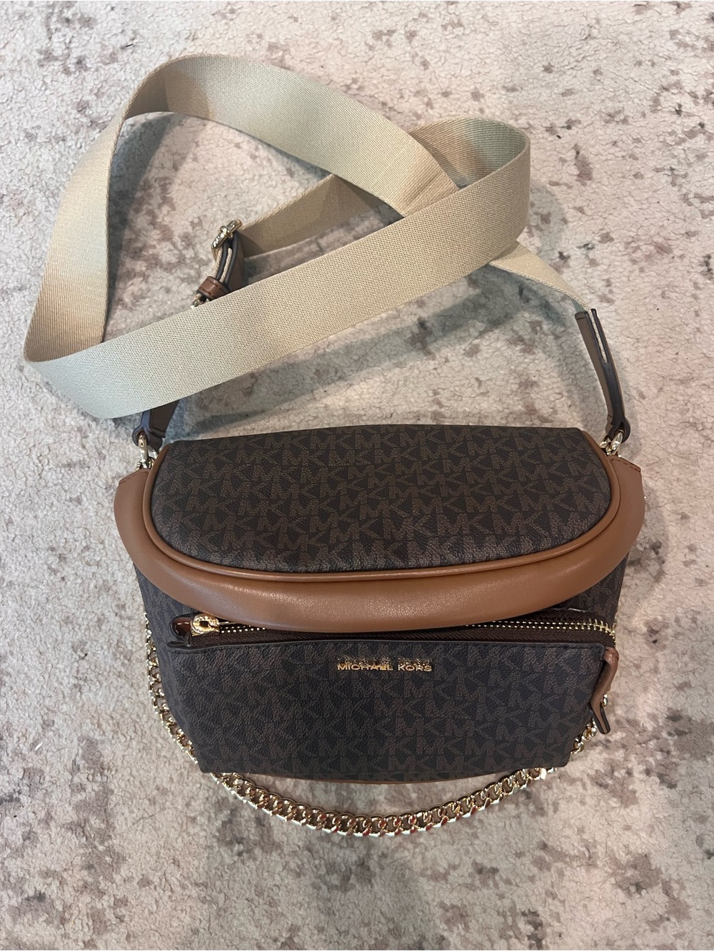 Michael Kors Brown Logo Crossbody with Tan Trim and Gold Chain - Picture 5 of 12